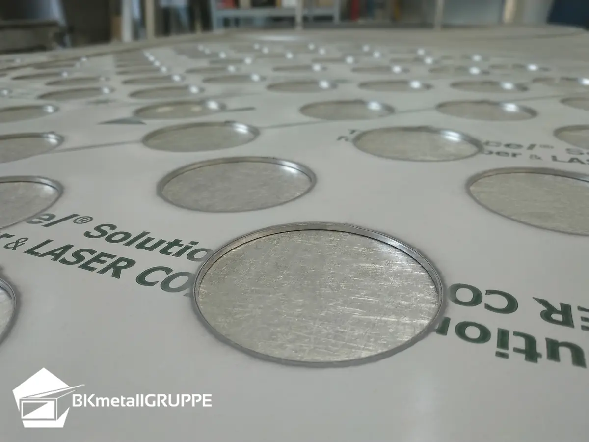 Corte a laser de metais